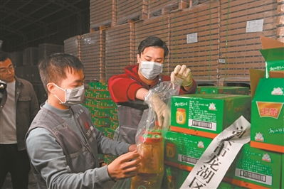 連夜執法顯決心，廣州查封四家問題腌制菜廠